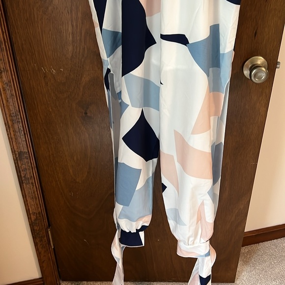 Jumpsuit - Picture 6 of 6